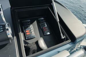 Viking 68 JO-LI - Exterior Flybridge