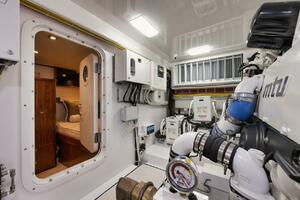 Viking 68 JO-LI - Engine Room