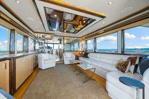 2010 Ocean Alexander 83 Motor Yacht thumbnail 10