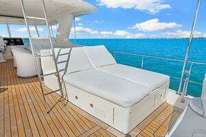 2010 Ocean Alexander 83 Motor Yacht thumbnail 46