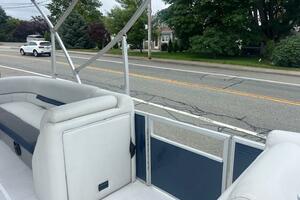 Photo 5930732 for 2021 Hurricane Fun DEck Seananigans  