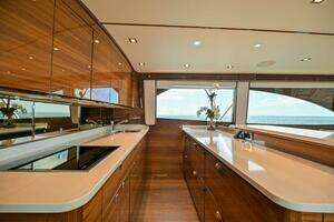 2023 Viking 64 Convertible thumbnail 12