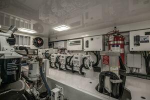 2023 Viking 64 Convertible