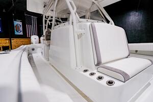 2012 Yellowfin 39 Offshore thumbnail 18