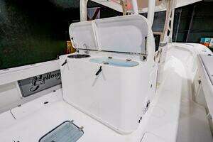 2012 Yellowfin 39 Offshore thumbnail 33