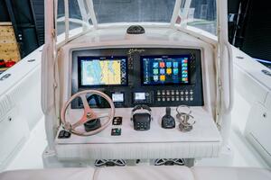 2012 Yellowfin 39 Offshore thumbnail 24