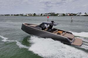 45FT (13.72M) PARDO YACHTS Worth Avenue Yachts