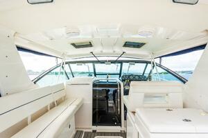 2002 Tiara Yachts 35 Open thumbnail 5