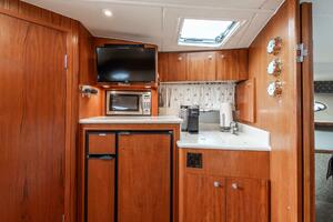 2002 Tiara Yachts 35 Open thumbnail 13