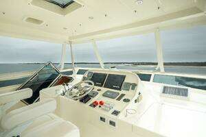 2008 Hampton 630 Pilothouse thumbnail 32