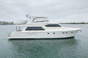 2008 Hampton 630 Pilothouse thumbnail 2