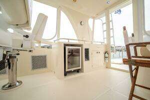 2008 Hampton 630 Pilothouse thumbnail 26