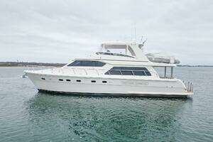2008 Hampton 630 Pilothouse thumbnail 5