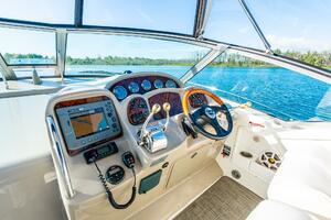 2007 Sea Ray 320 Sundancer thumbnail 13