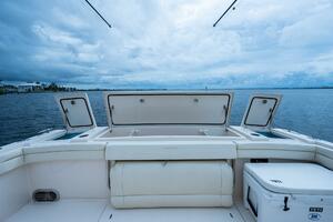 Grady White 45 Pura Vida - Exterior Cockpit