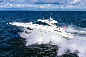 2009 Sea Ray 47 Sundancer thumbnail 2