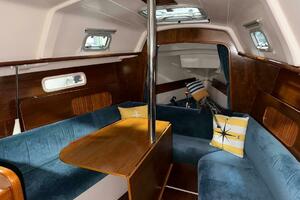 1998 Beneteau 281 thumbnail 17