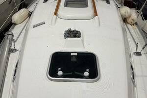 1998 Beneteau 281 thumbnail 11