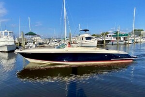 2016 Chris-Craft Corsair 32 thumbnail 1