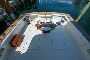 1999 Ocean Yachts 60 Convertible thumbnail 17