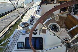 2012 Jeanneau 509 thumbnail 24
