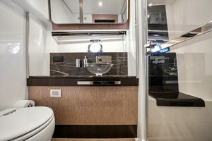 59FT (17.98M) AZIMUT