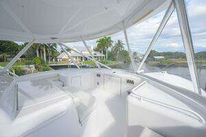 2013 Hatteras GT63 thumbnail 26