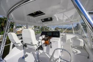 Hatteras 63 Reelin N Dealin - Exterior Flybridge
