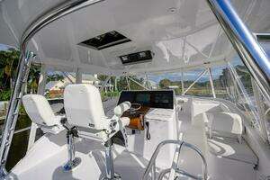 2013 Hatteras GT63 thumbnail 22