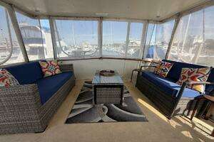 1987 Viking 44 Motor Yacht thumbnail 20