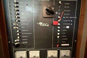 1987 Viking 44 Motor Yacht thumbnail 83
