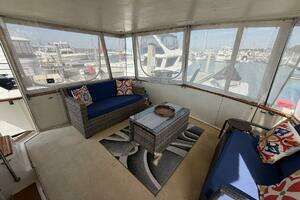 1987 Viking 44 Motor Yacht thumbnail 22