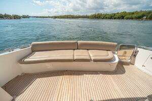 2009 Princess 54 Flybridge thumbnail 7