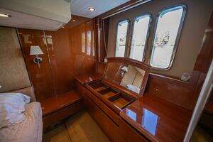 2009 Princess 54 Flybridge thumbnail 67