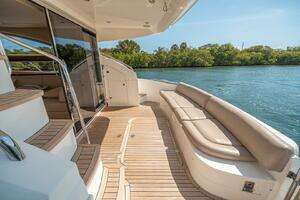 2009 Princess 54 Flybridge thumbnail 5