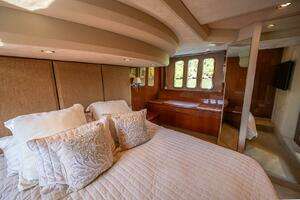 2009 Princess 54 Flybridge thumbnail 64