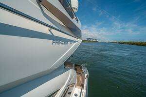 2009 Princess 54 Flybridge thumbnail 14