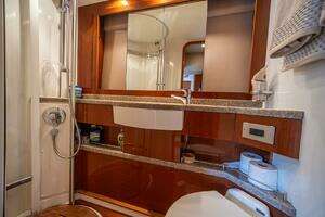2009 Princess 54 Flybridge thumbnail 70