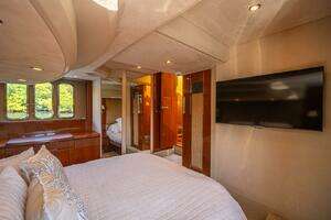 2009 Princess 54 Flybridge thumbnail 65