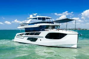 64FT (19.63M) ABSOLUTE Worth Avenue Yachts