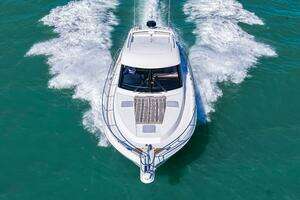 2016 Riviera 5000 Sport Yacht thumbnail 33