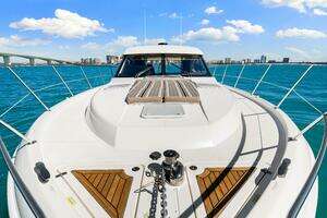 2016 Riviera 5000 Sport Yacht thumbnail 53