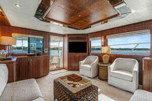 2013 Ocean Alexander 65 PILOTHOUSE thumbnail 15