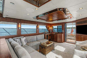 2013 Ocean Alexander 65 PILOTHOUSE thumbnail 16
