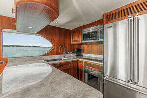 2013 Ocean Alexander 65 PILOTHOUSE thumbnail 29
