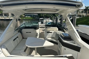 SALES THERAPY 31ft Sea Ray Yacht For Sale