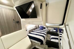 Photo 5934828 for 2021 Regal 33 XO  