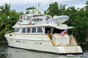 1991 Hatteras 78 Cockpit Motor Yacht thumbnail 3