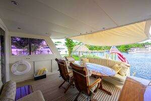 1991 Hatteras 78 Cockpit Motor Yacht thumbnail 54