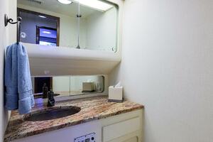 FOREVER YOUNG 78ft Hatteras Yacht For Sale